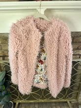Load image into Gallery viewer, Pink fluffy jacket
