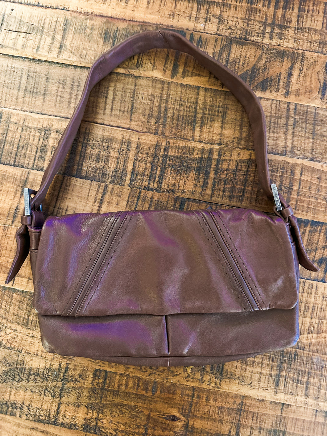Small Kenneth Cole Leather purse