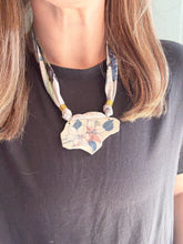 Load image into Gallery viewer, NECKLACE 3
