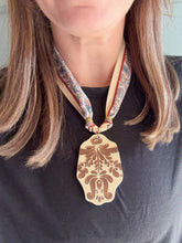 Load image into Gallery viewer, NECKLACE 11
