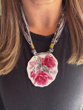 Load image into Gallery viewer, NECKLACE 25

