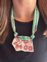 Load image into Gallery viewer, NECKLACE 30
