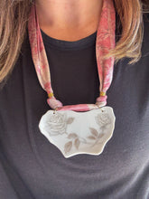 Load image into Gallery viewer, NECKLACE 47
