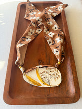 Load image into Gallery viewer, NECKLACE 50
