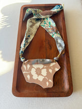 Load image into Gallery viewer, NECKLACE 51
