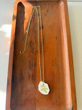 Load image into Gallery viewer, NECKLACE 79
