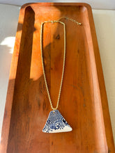 Load image into Gallery viewer, NECKLACE 85
