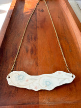 Load image into Gallery viewer, NECKLACE 102
