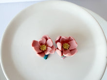 Load image into Gallery viewer, Dusty Pink Flower Studs with MONET Base
