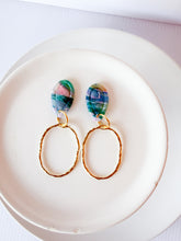 Load image into Gallery viewer, MONET Post with Gold Dangle
